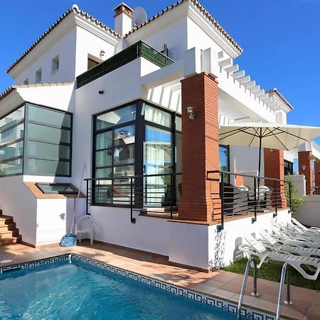 011 Bright And Spacious Villa With Private Pool 贝纳尔马德纳 外观 照片