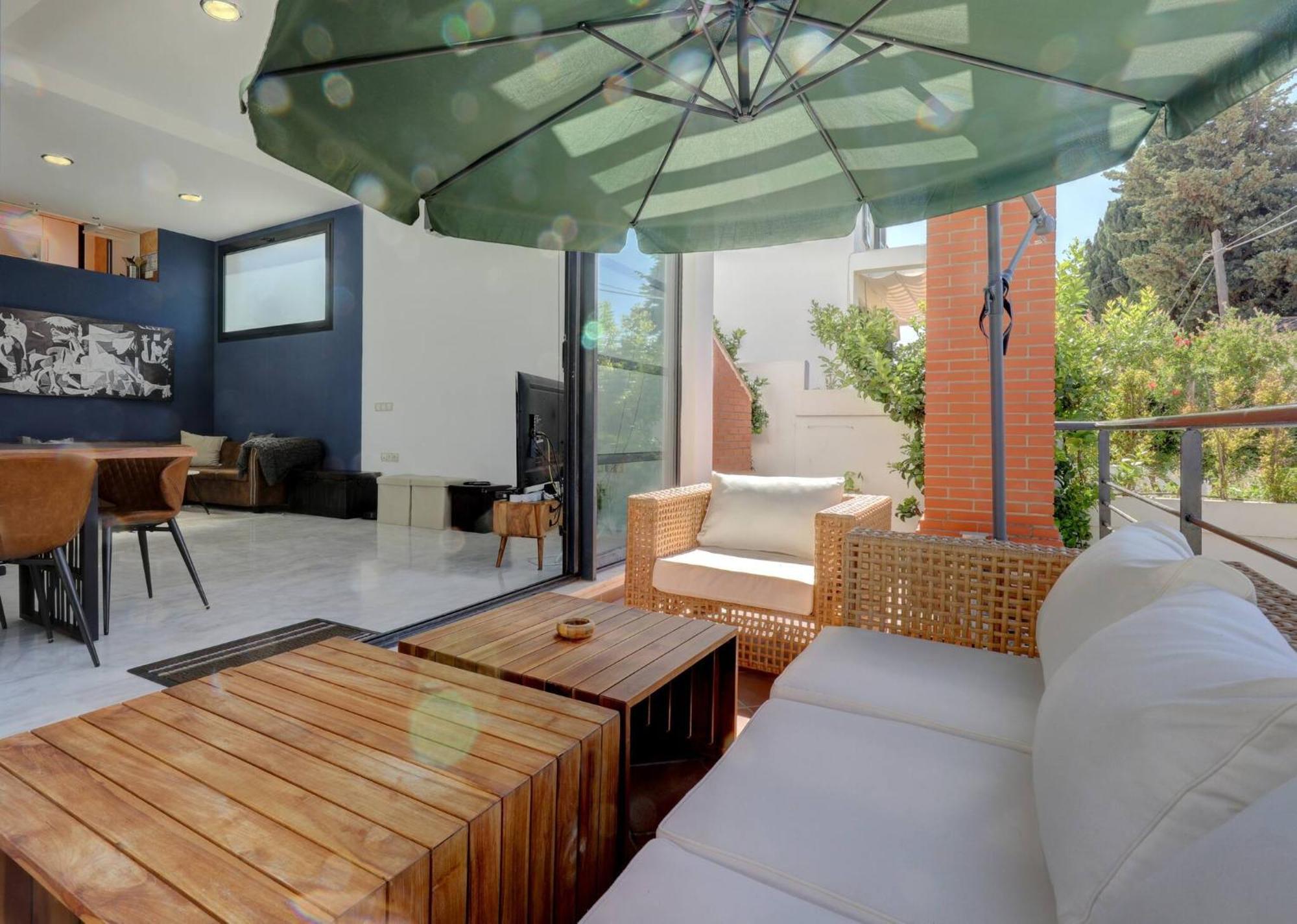 011 Bright And Spacious Villa With Private Pool 贝纳尔马德纳 外观 照片