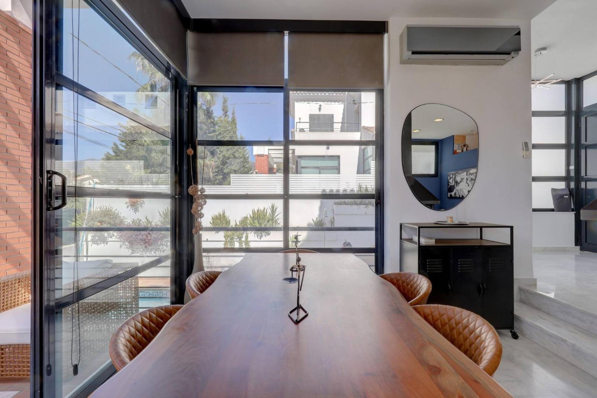 011 Bright And Spacious Villa With Private Pool 贝纳尔马德纳 外观 照片
