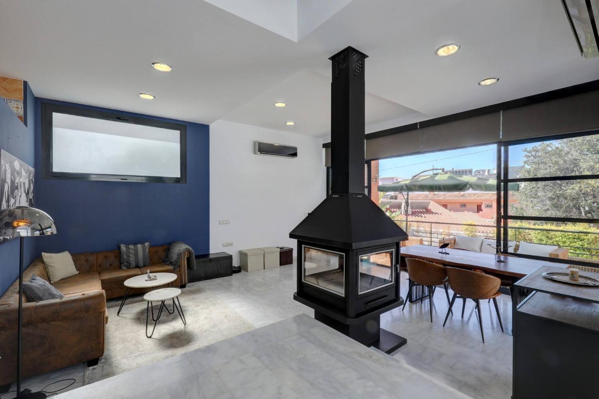 011 Bright And Spacious Villa With Private Pool 贝纳尔马德纳 外观 照片